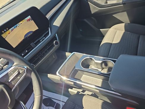 Certified 2025 Chevrolet Equinox LT AWD/4WD image 20