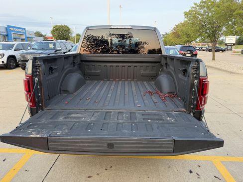 Used 2020 Ford F150 Raptor w/ Equipment Group 802A Luxury AWD/4WD image 5