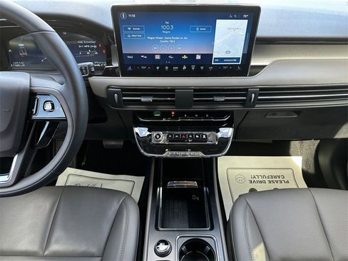 Used 2025 Lincoln Corsair FWD w/ Equipment Group 101A image 16