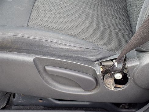 Used 2012 Jeep Liberty Sport w/ Popular Equipment Group image 4