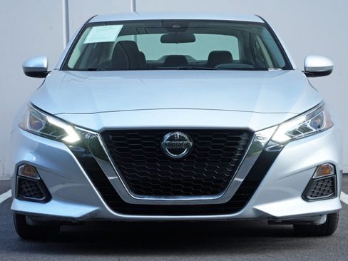 Used 2021 Nissan Altima 2.5 SV FWD image 6