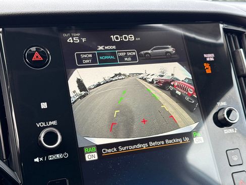 Used 2025 Subaru Outback Onyx Edition image 21