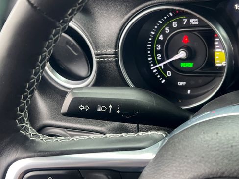 Used 2023 Jeep Wrangler Sahara w/ Cold Weather Group image 19