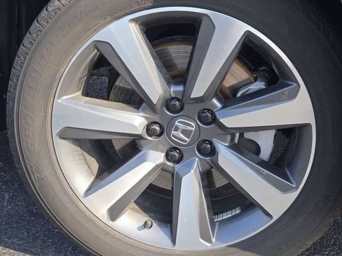 Used 2023 Honda Pilot Elite image 14