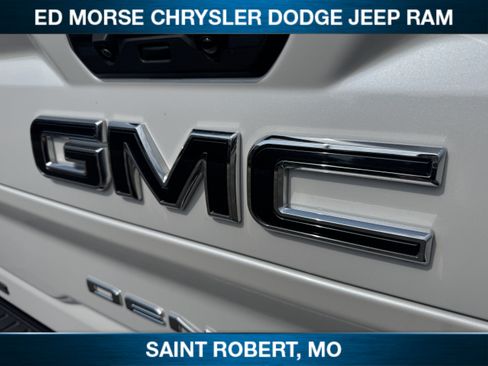 Used 2025 GMC Sierra 3500 Denali Ultimate AWD/4WD image 10