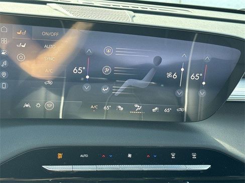 New 2026 Buick Enclave Preferred w/ Power Package image 19