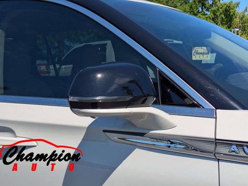Used 2020 Lincoln Aviator Reserve w/ Equipment Group 202A AWD/4WD image 14