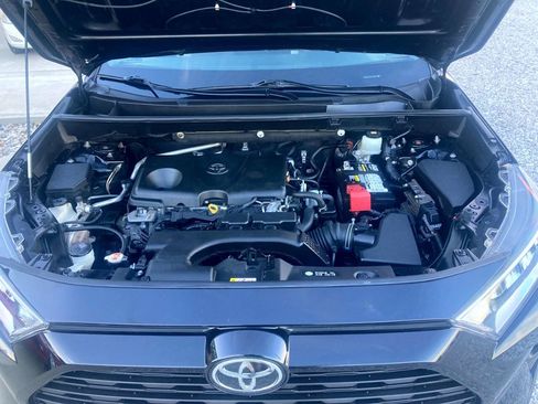 Used 2019 Toyota RAV4 XLE w/ Protection Package AWD/4WD image 17