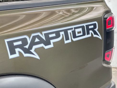 New 2025 Ford Ranger Raptor image 17