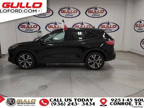 Used 2021 Ford Escape SE w/ SE Sport Appearance Package image 5