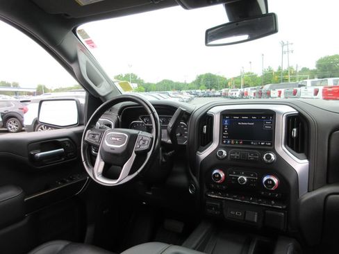 Used 2021 GMC Sierra 1500 SLT w/ SLT Premium Plus Package AWD/4WD image 28