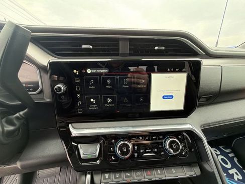 New 2026 GMC Sierra 2500 Denali w/ Denali Reserve Package image 14