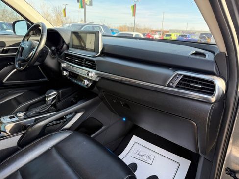 Used 2022 Kia Telluride LX image 12