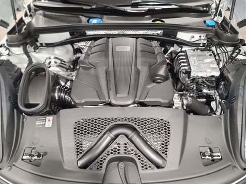 New 2026 Porsche Macan GTS AWD/4WD image 30