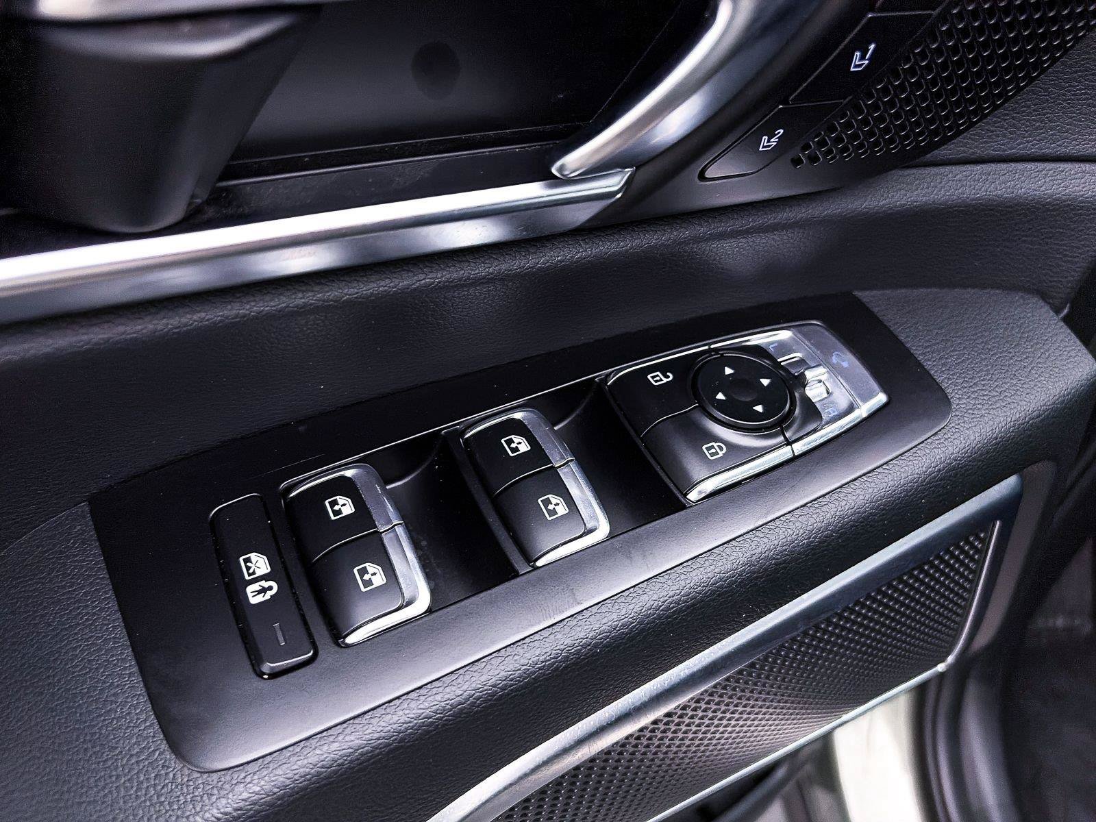 Certified 2025 Kia Telluride SX Prestige X-Line AWD/4WD image 22