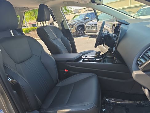 Used 2023 Lexus NX 350 AWD image 10