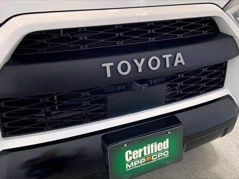 Used 2022 Toyota 4Runner TRD Pro AWD/4WD image 30