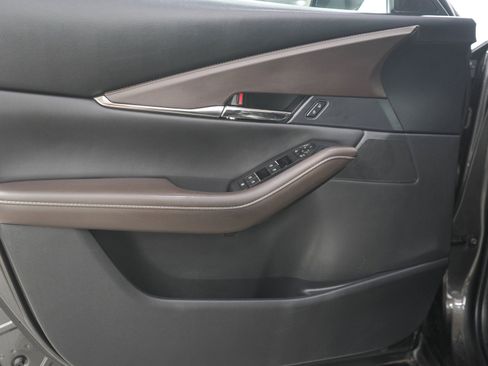 Used 2023 MAZDA CX-30 AWD 2.5 S w/ Premium Package image 19