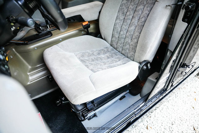 Used 2000 HUMMER H1 4-Door Hard Top AWD/4WD image 30