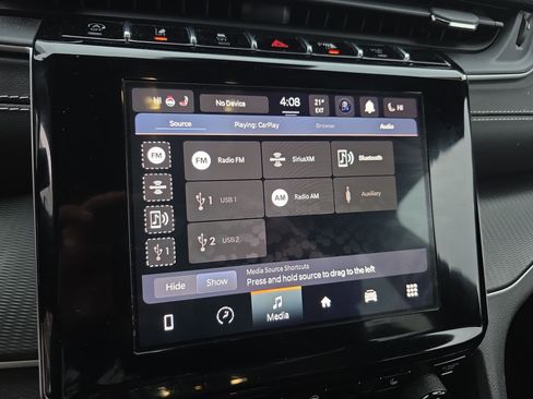 Used 2023 Jeep Grand Cherokee L Laredo image 31