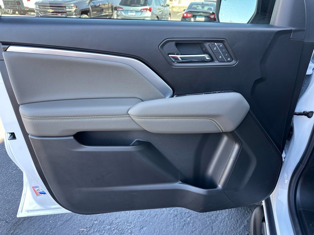 New 2026 Chevrolet Colorado ZR2 AWD/4WD image 12