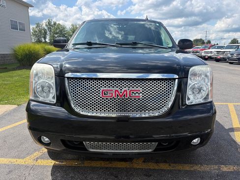 Used 2009 GMC Yukon XL Denali AWD/4WD image 3