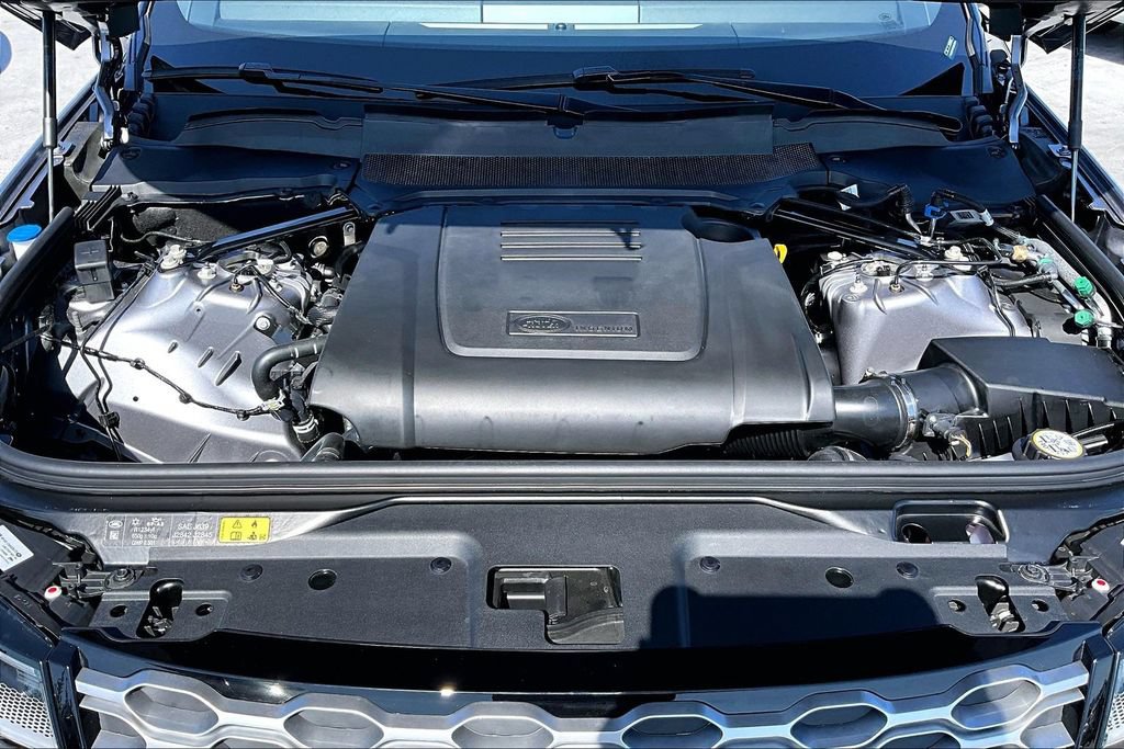 New 2026 Land Rover Discovery S AWD/4WD image 13