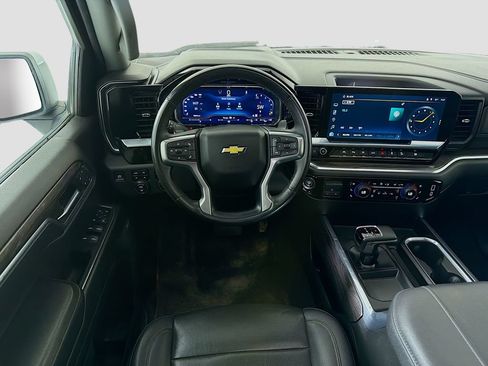 Used 2023 Chevrolet Silverado 1500 LTZ w/ LTZ Convenience Package II AWD/4WD image 26