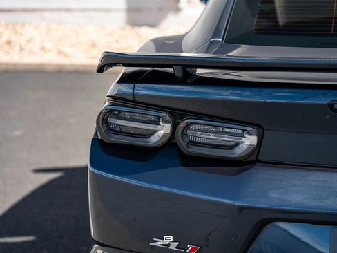 Used 2022 Chevrolet Camaro ZL1 RWD image 39