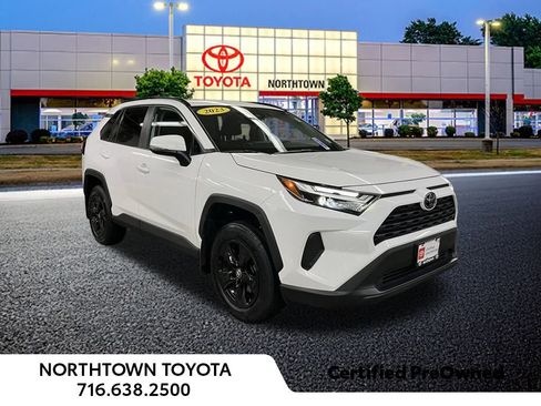 Used 2023 Toyota RAV4 XLE image 29