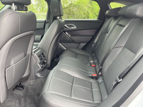 New 2026 Land Rover Range Rover Velar Dynamic SE image 12