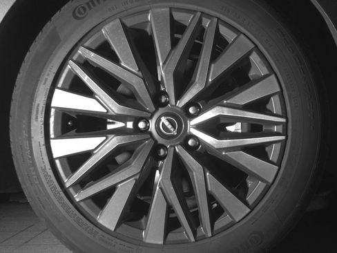 Used 2025 Nissan Altima 2.5 SV image 13