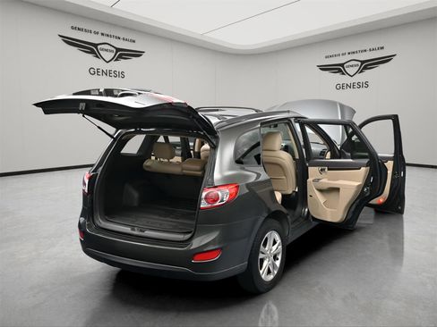 Used 2012 Hyundai Santa Fe Limited w/ Navigation Pkg 4 FWD image 7