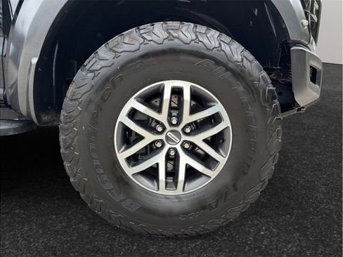 Used 2018 Ford F150 Raptor w/ Equipment Group 802A Luxury AWD/4WD image 13