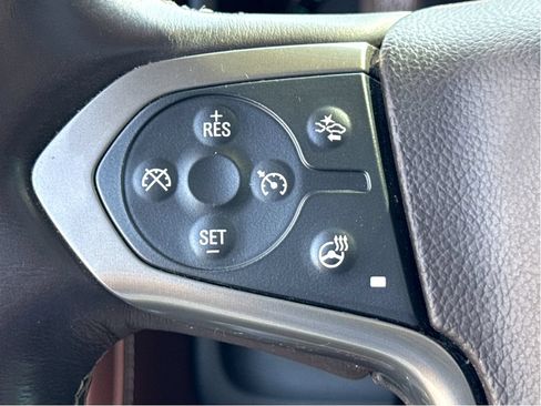 Used 2016 Chevrolet Silverado 2500 High Country w/ Duramax Plus Package AWD/4WD image 15