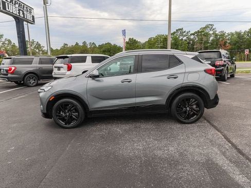 Used 2024 Buick Encore GX Sport Touring w/ Advanced Technology Package FWD image 5