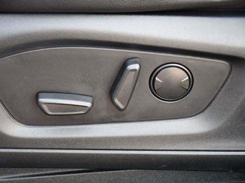 Used 2023 Ford Explorer ST-Line AWD/4WD image 26