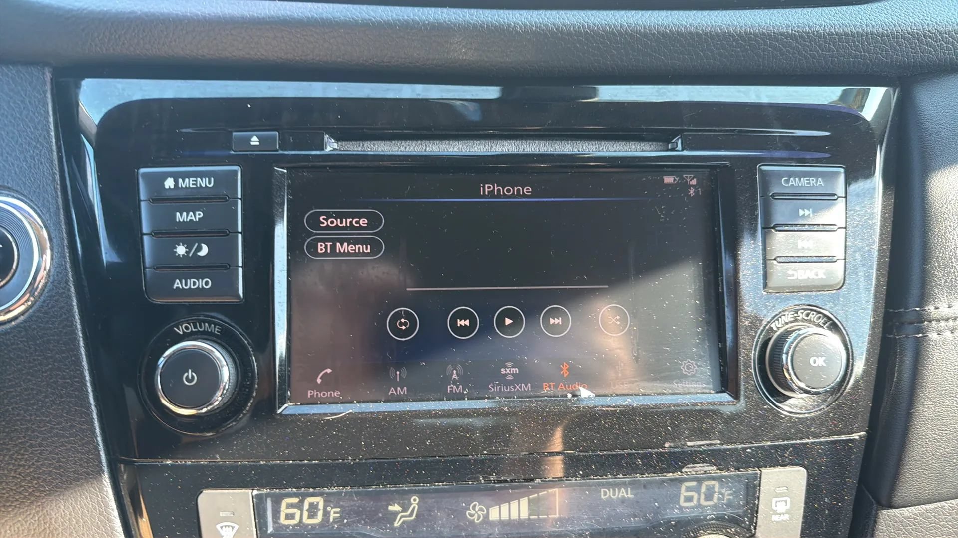 Used 2018 Nissan Rogue SL FWD image 28