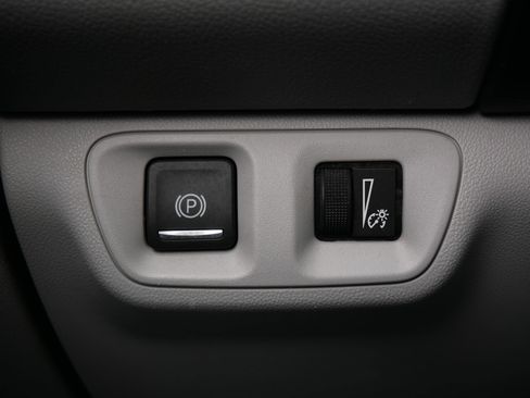 Used 2017 GMC Acadia SLE AWD/4WD image 27
