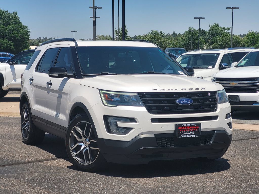 Used 2017 Ford Explorer Sport AWD/4WD image 2