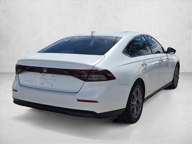 Used 2023 Honda Accord EX image 5