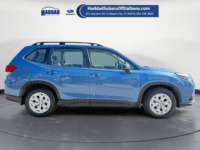 Used 2022 Subaru Forester AWD/4WD image 6