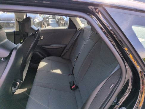 New 2025 Kia K4 FWD image 33