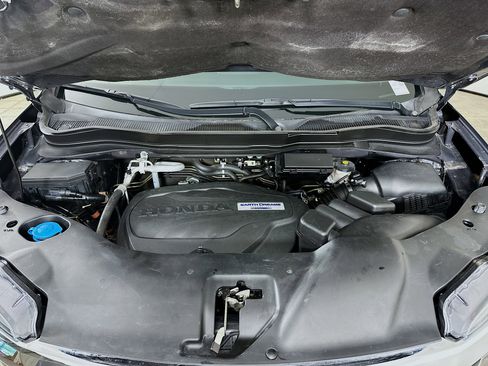 Used 2018 Honda Pilot Elite image 37