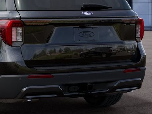 New 2027 Ford Explorer ST-Line w/ Premium Package RWD image 23