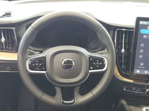New 2026 Volvo XC60 B5 Plus w/ Protection Package Premier AWD/4WD image 26