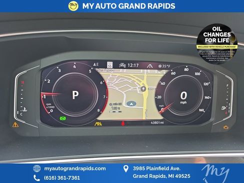 Used 2022 Volkswagen Tiguan SEL R-Line image 17