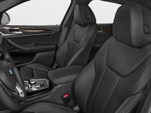 New 2025 BMW X4 xDrive30i w/ Premium Package image 6