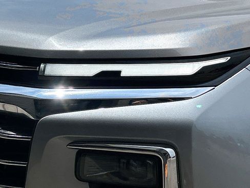 Used 2024 Chevrolet Traverse LT FWD image 10