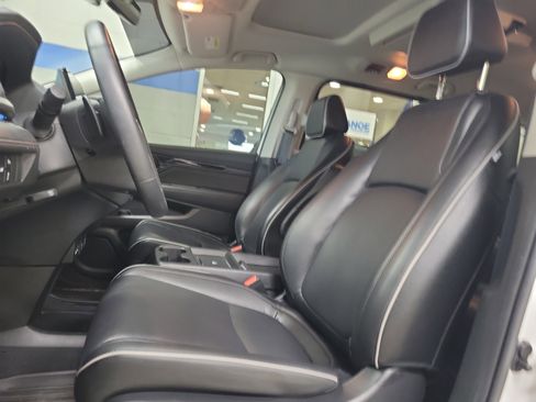 Certified 2025 Honda Odyssey Touring image 20